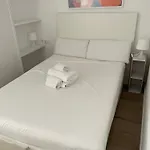 Apartamentos Hiedra y Tapinería Mercado Central